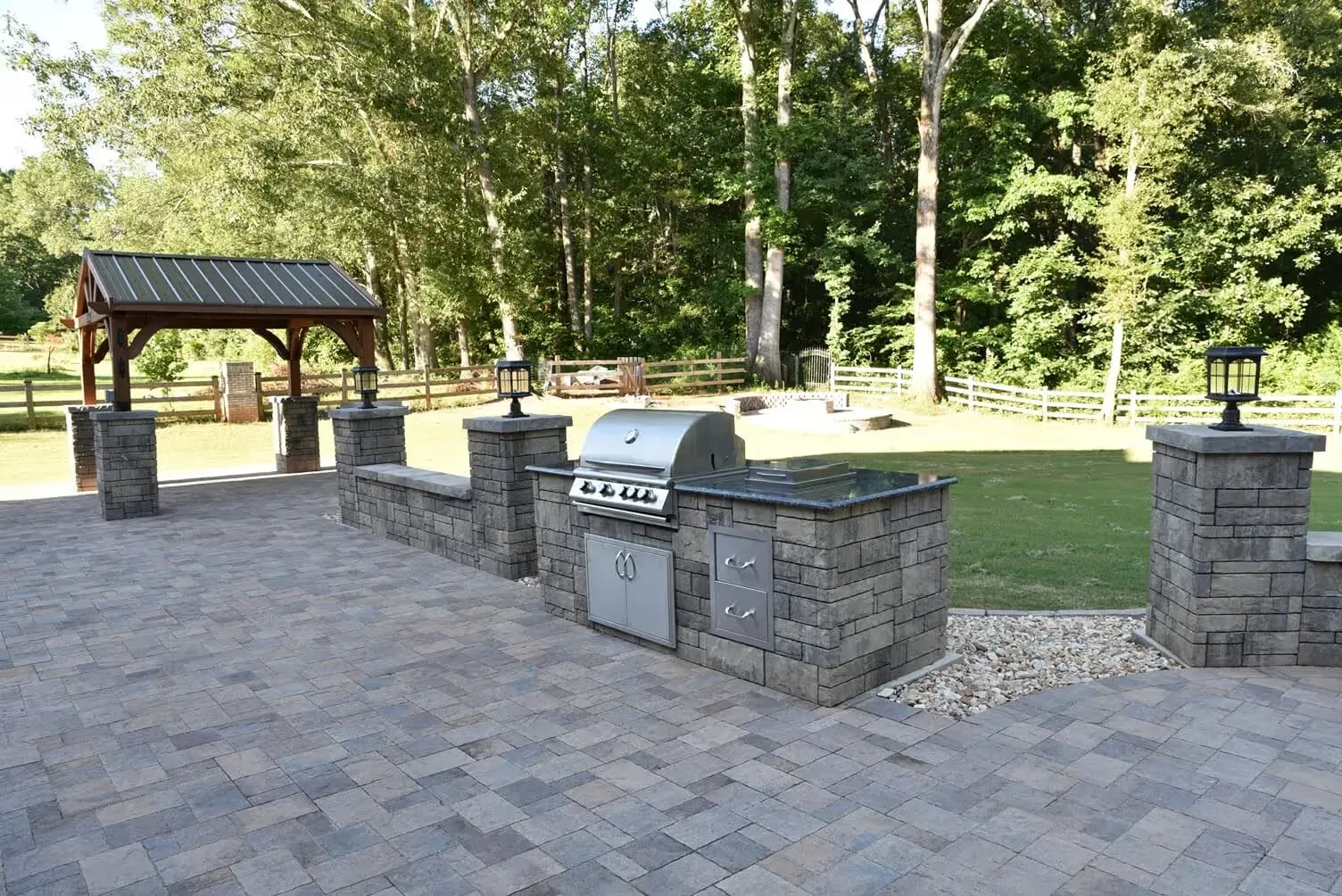 Tracey Bei - Outdoor Living