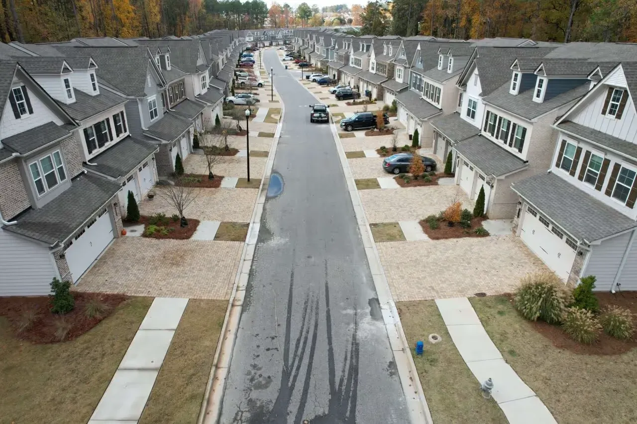 Lennar Artisan – Townhome Community Driveways